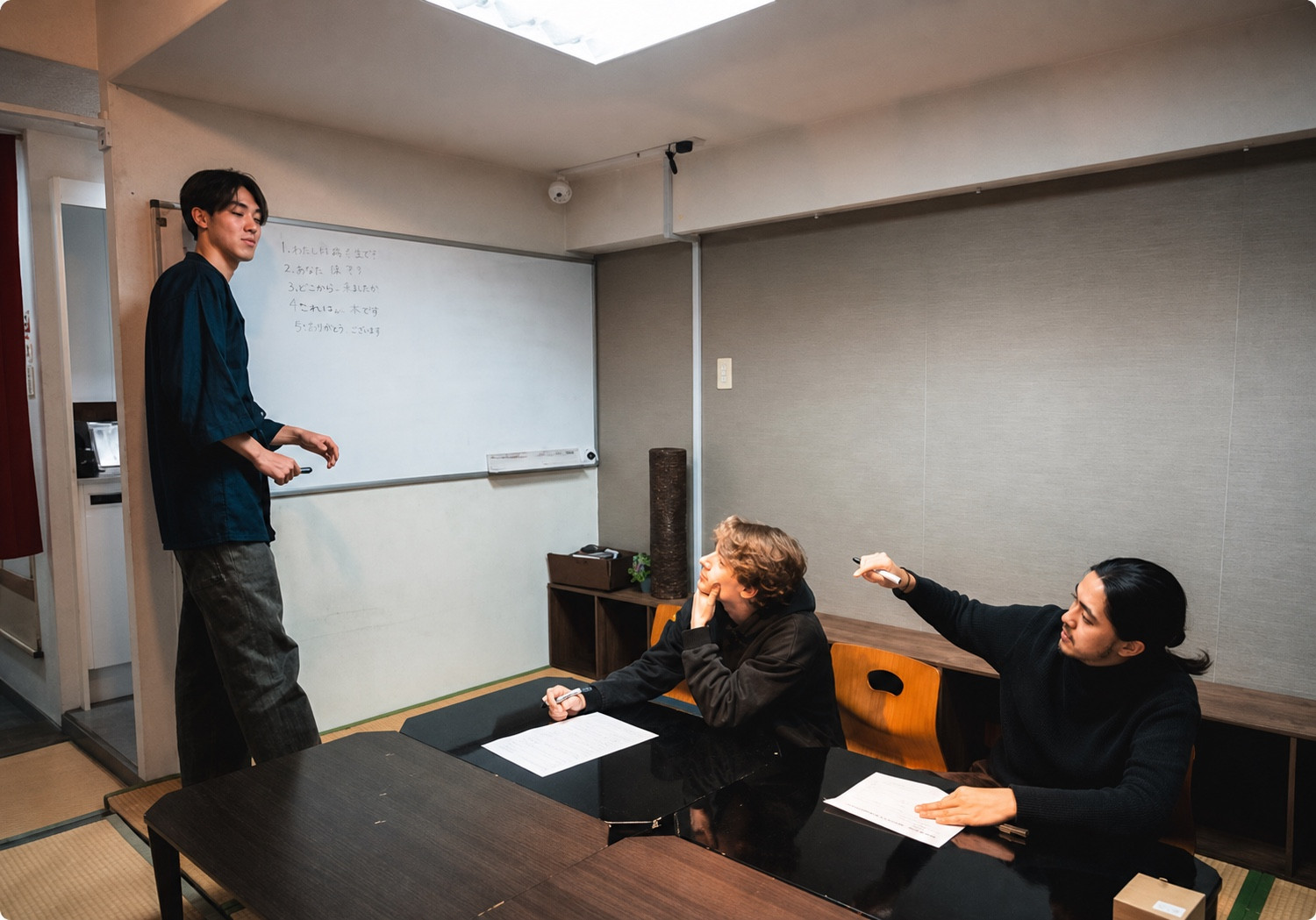 Basic Japanese language and etiquette class for international travelers