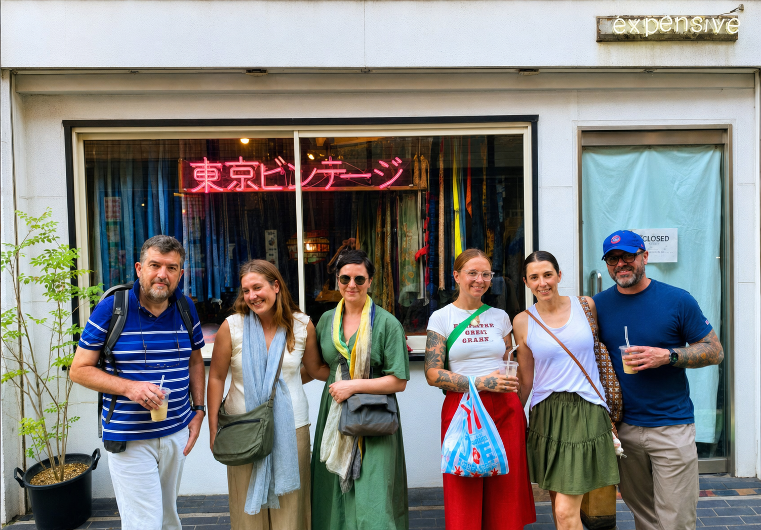 Tokyo : Vintage, Music & Food Tour in Shimokitazawa with a Local