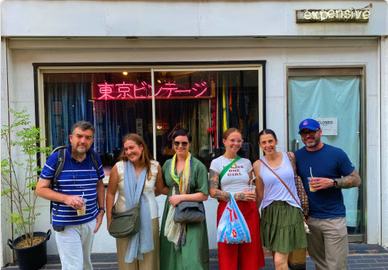 Tokyo : Vintage, Music & Food Tour in Shimokitazawa with a Local